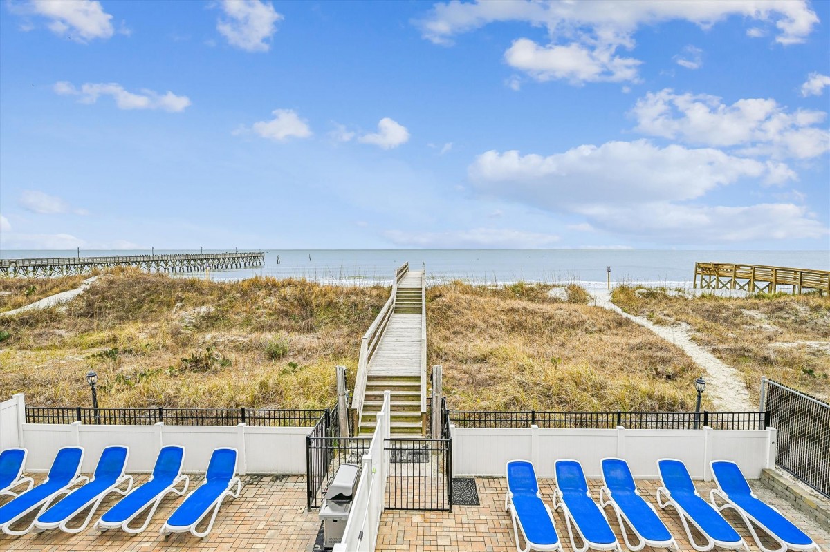 Romeo + Juliet oceanfront rental